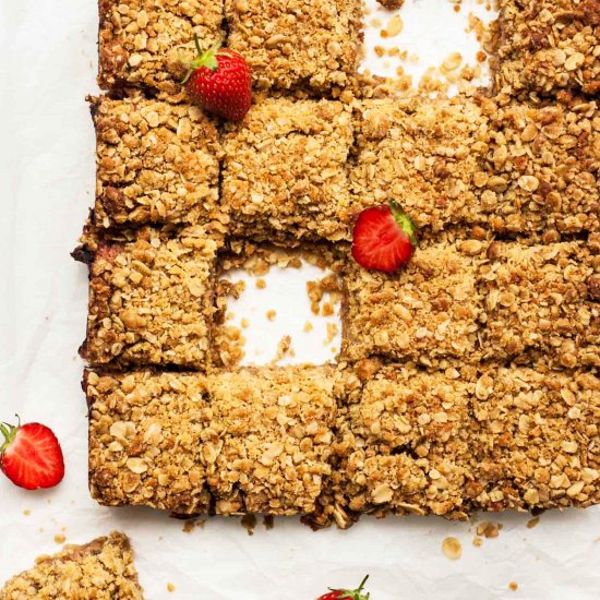 Strawberry Rhubarb Oatmeal Bars