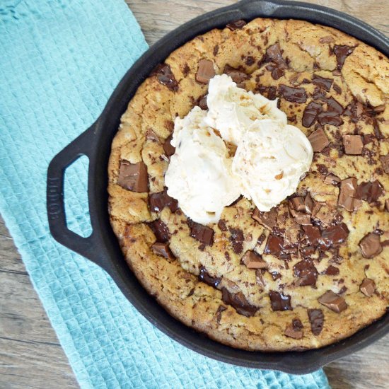 Chocolate Chip Skillet Cookie