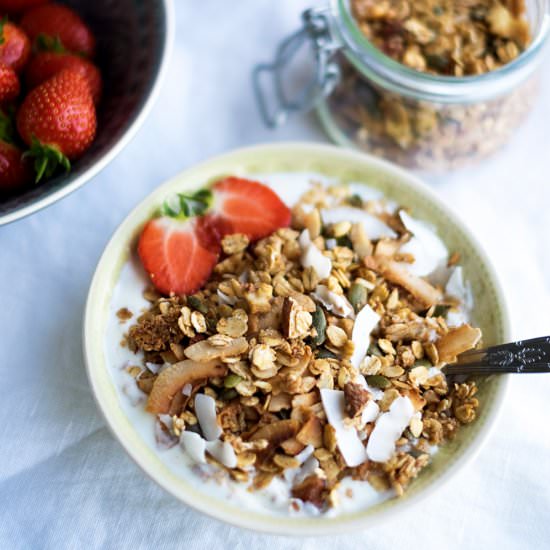 Nuts, Seeds & Coconut Granola