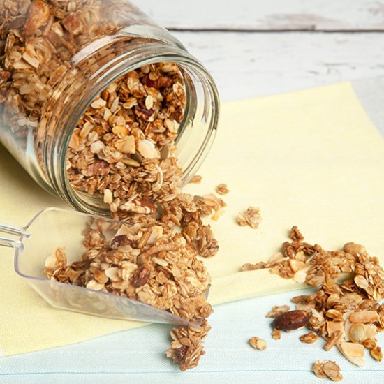 Vanilla Roasted Coconut Granola