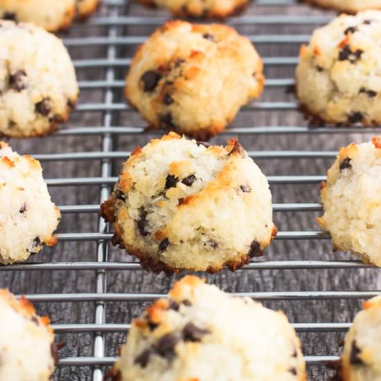 Chocolate Banana Macaroons