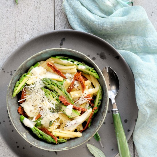 Pasta with Asparagus