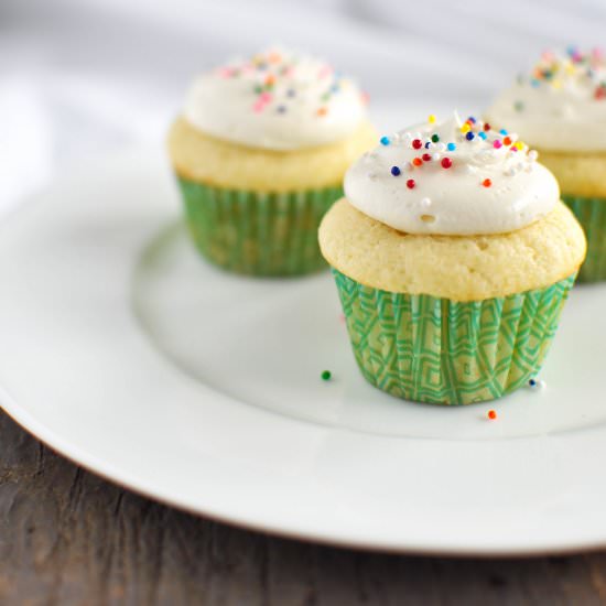 Simple White Cupcakes