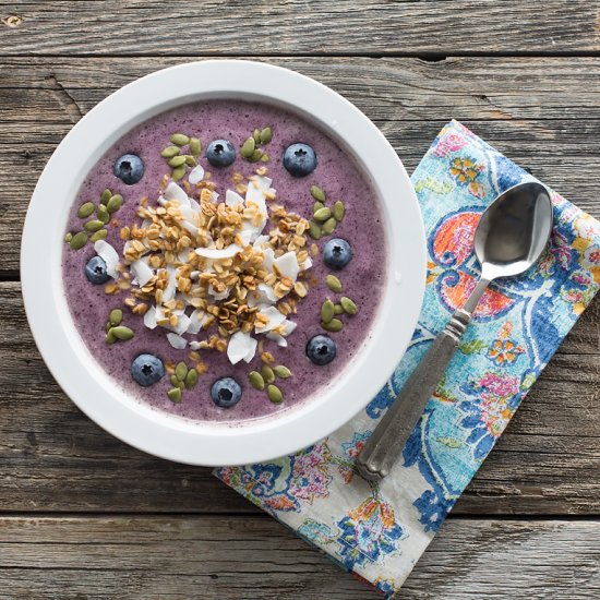 Peach Banana Berry Smoothie Bowl