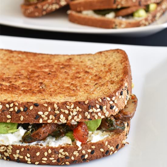 Veggie Sandwich with Goat Cheese