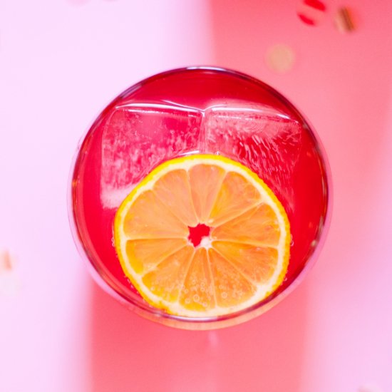 Sparkling hibiscus lemonade