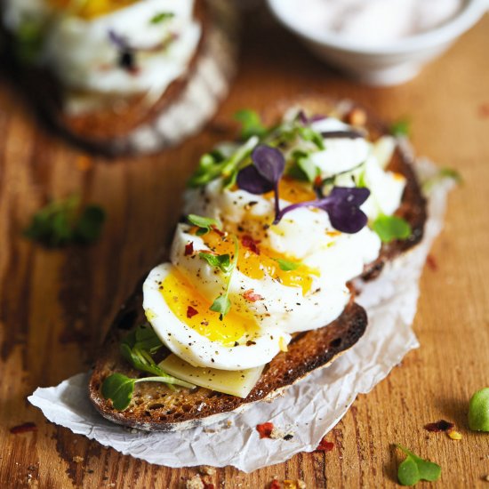 Easy Eggs on Toast