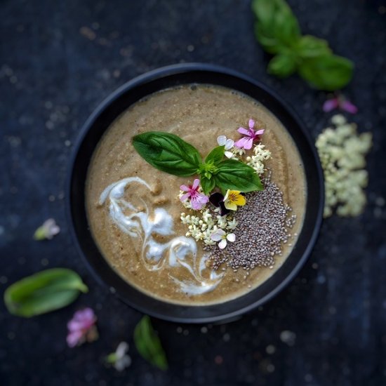 Basil & Pear Smoothie Bowl