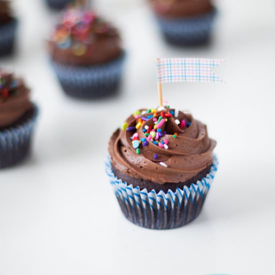 One Bowl Chocolate Cupcakes