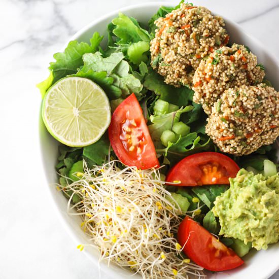 Mini Baked Quinoa Patties