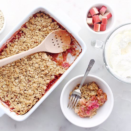 Rhubarb-Banana Crumble