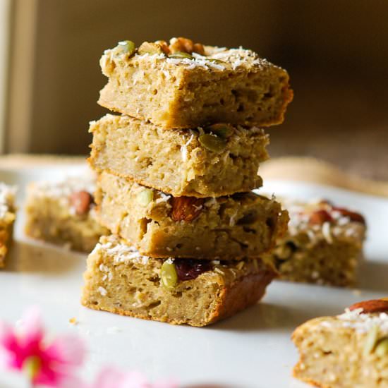 Protein Banana Bread Bars