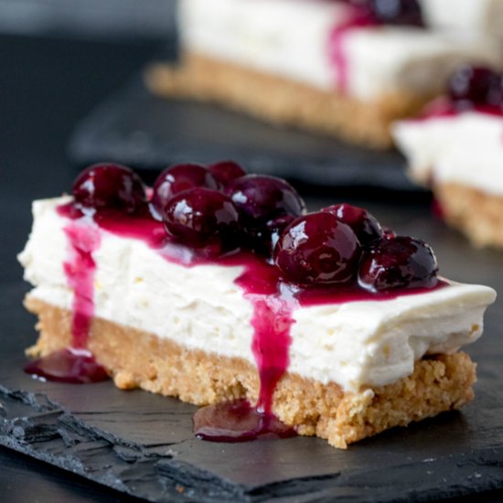 Blueberry & Lemon Cheesecake Bars