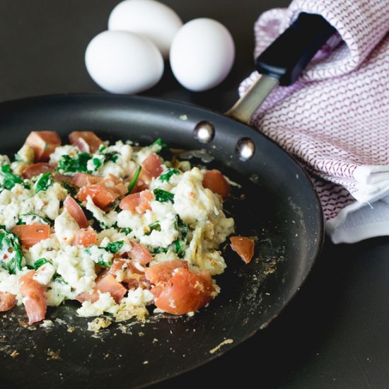 Mediterranean Egg White Scramble