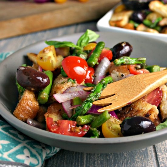 Grilled Asparagus Panzanella Salad