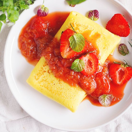 Cheese blintzes with strawberries