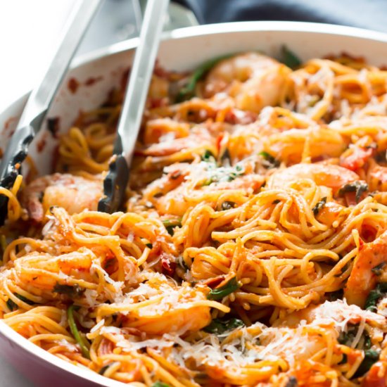 One-Pan Shrimp Spaghetti