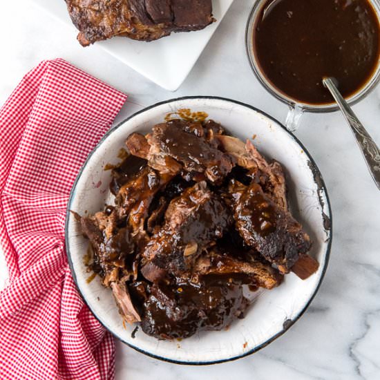 Spicy Blackberry Slow Cooker Ribs