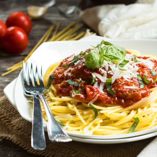 Spaghetti with Pomodoro Sauce