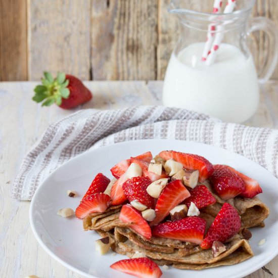 Healthy Strawberry Pancakes