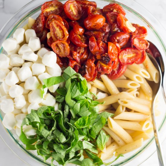 Roasted Tomato Caprese Pasta Salad