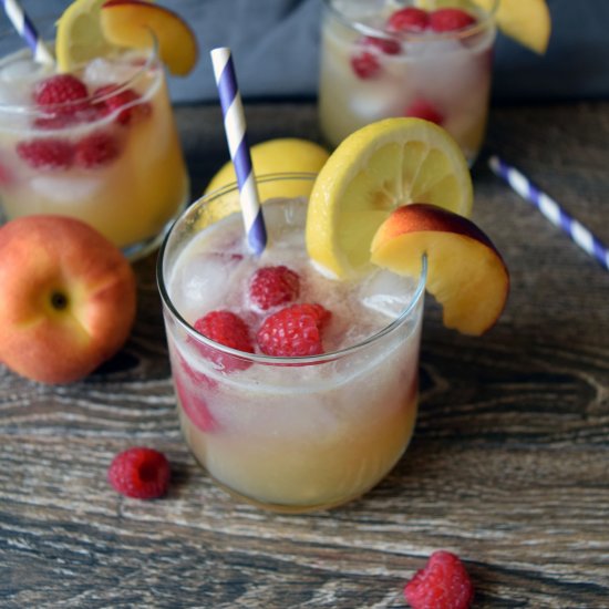 Fresh Squeezed Nectarine Lemonade