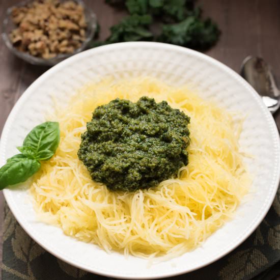 Vegan Pesto Spaghetti Squash