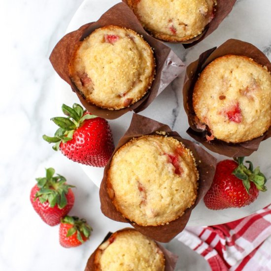 Fresh Strawberry Muffins