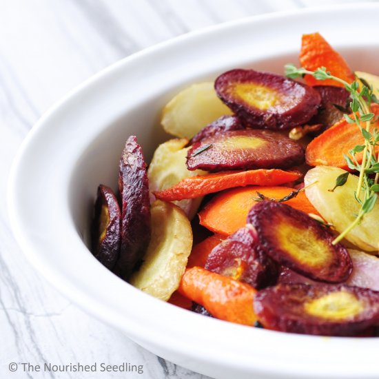 Thyme and Garlic Roasted Carrots