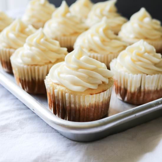 Carrot Cake Cheesecake Cupcakes