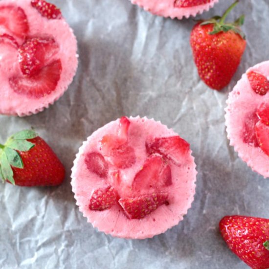 Strawberry Froyo Cheescake Bites