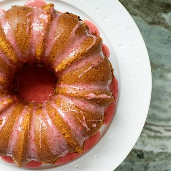 Cold Oven Strawberry Pound Cake