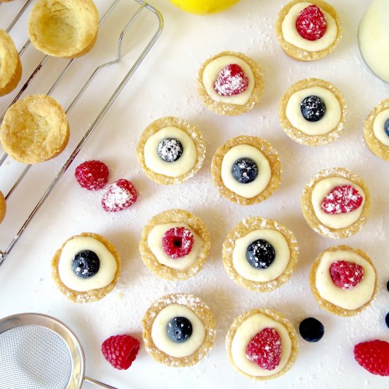 Mini Lemon Curd Tarts