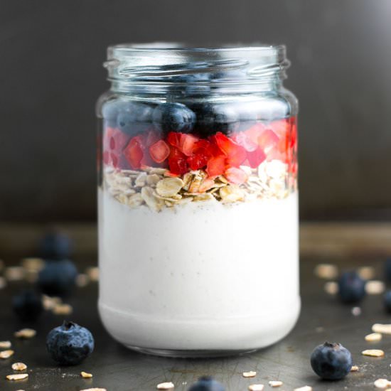 Mixed Berry Protein Overnight Oats