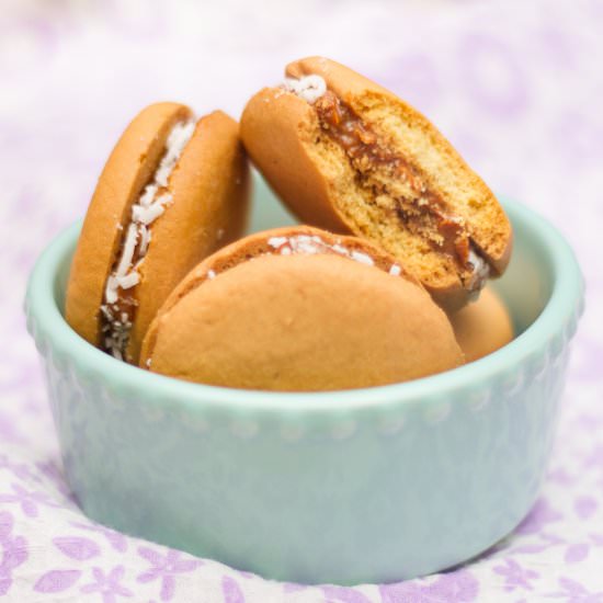 Alfajor with Dulce de Leche