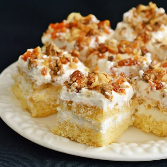 Cake with White Chocolate and Nuts