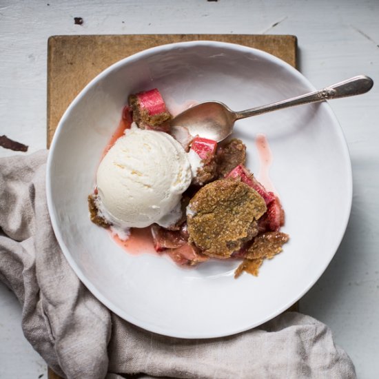 Strawberry Rhubarb Rye Pandowdy