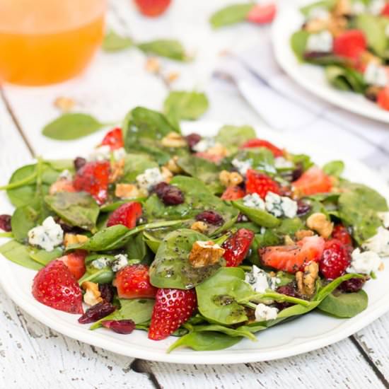 Strawberry Walnut Salad