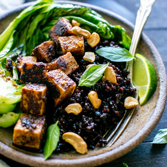 Spicy Peanut Tofu Bowl