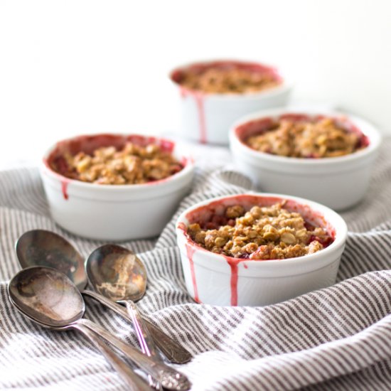 Mini Strawberry-Rhubarb Crisps