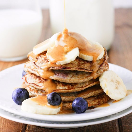 Skinny Banana Blueberry Pancakes