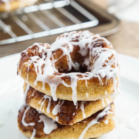 Cinnamon Roll Donuts