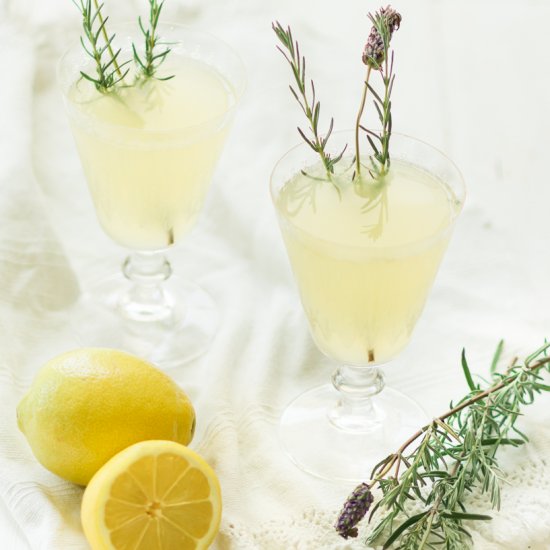 Lavender Infused Lemonade