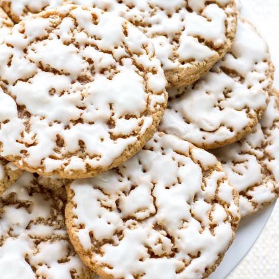 Old-Fashioned Iced Oatmeal Cookies