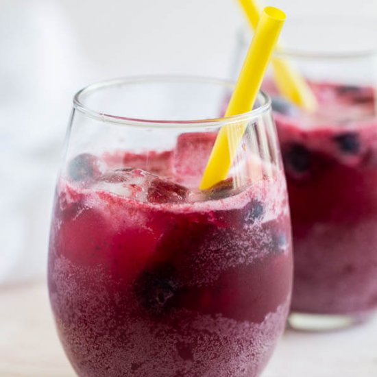 Sparkling Blueberry Lemonade