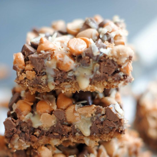 Peanut Butter Pretzel Magic Bars