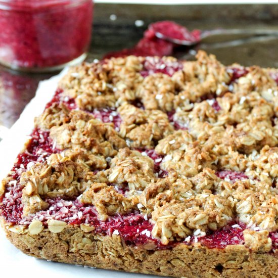 Healthy Strawberry Chia Oat Bars