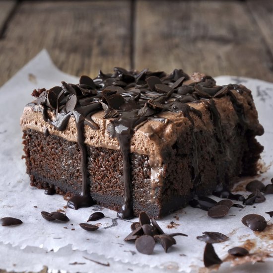 chocolate poke cake