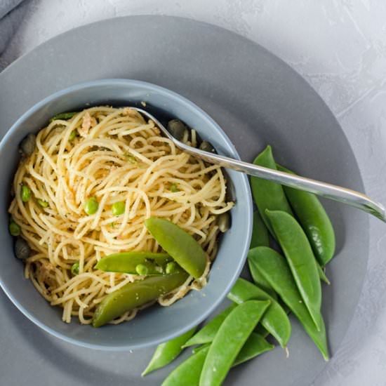 Pasta with lemon and breadcrumbs