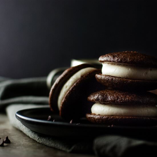 Classic Amish Whoopie Pies